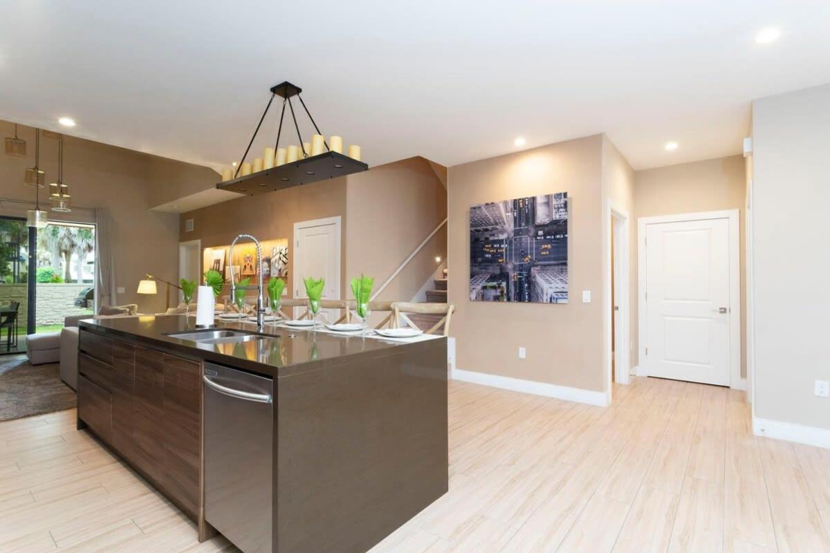 Stunning 4 Bd Close To Disney @ Magic Village Resort 7537 Orlando Ngoại thất bức ảnh