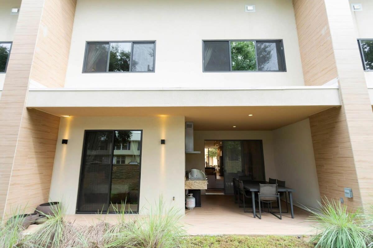 Stunning 4 Bd Close To Disney @ Magic Village Resort 7537 Orlando Ngoại thất bức ảnh